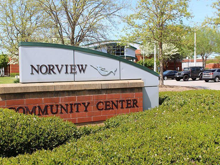 Norview Sign Image