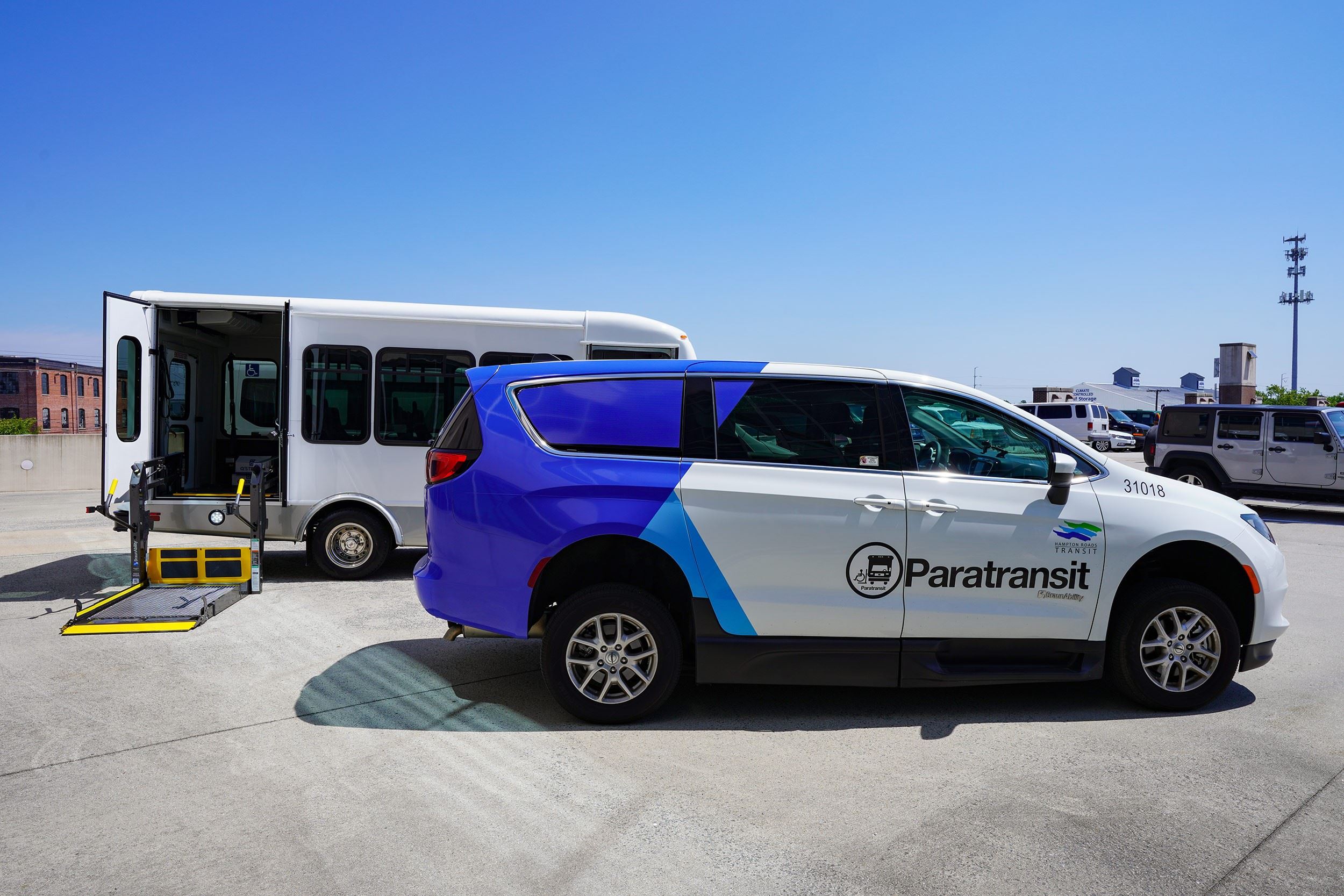 Hampton Roads Transit Paratransit Vehicle Image